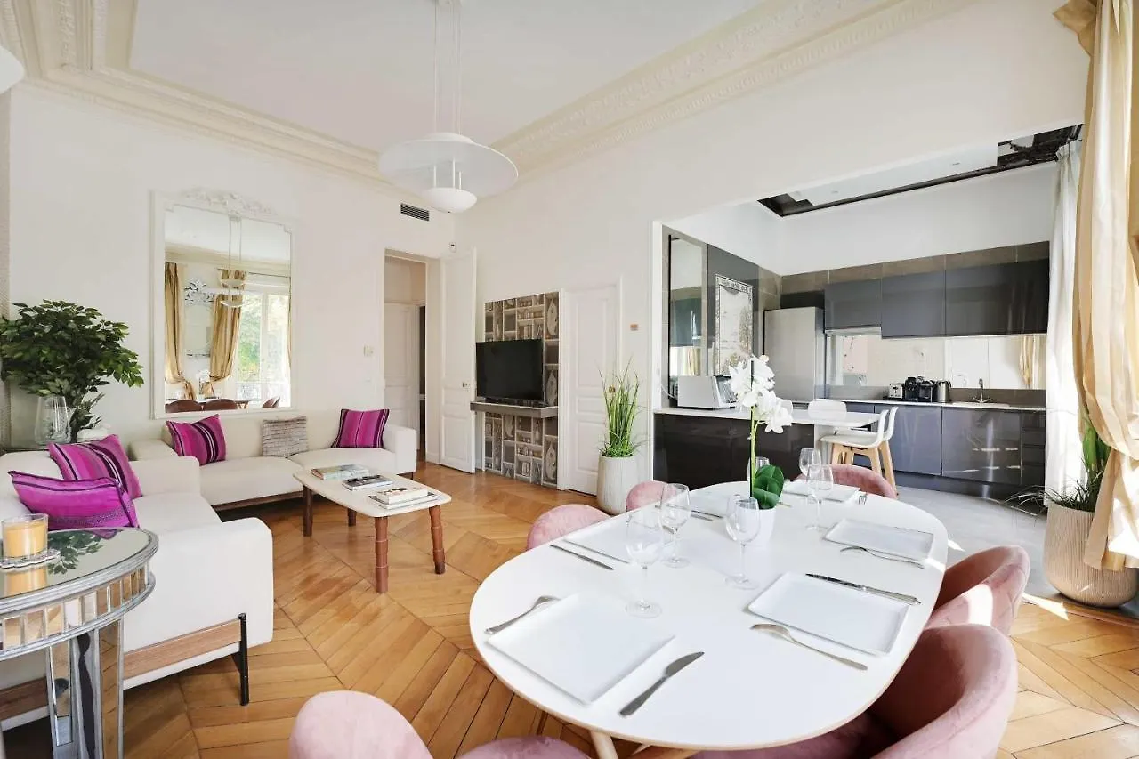 - 2br 4p - Champs-elysees 아파트 파리